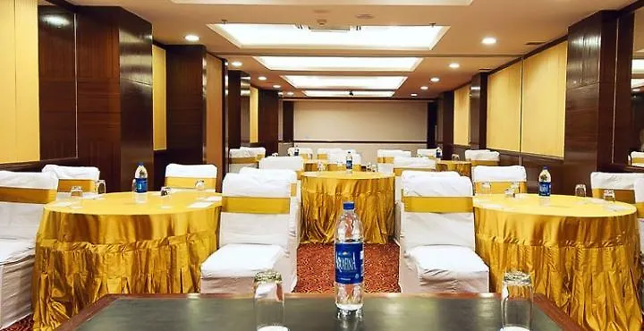 The Golden Plaza Hotel Panchkula 4*,