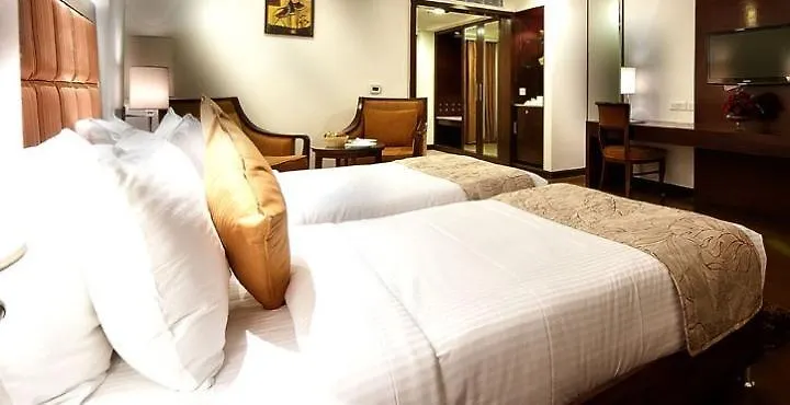 The Golden Plaza Hotel Panchkula